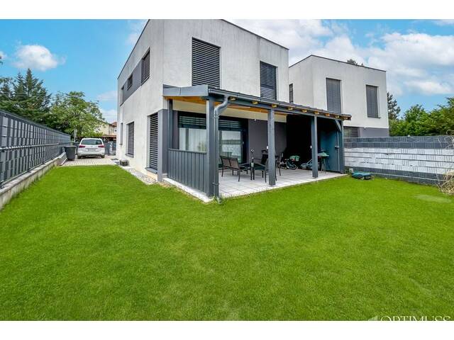 Immobilie in Strasshof an der Nordbahn - EXKLUSIVES ,MODERNES WOHNEN IM 4 ZIMMER EINFAMILIENHAUS IN STRASSHOF AN DER NORDBAHN !!! - Bild 3