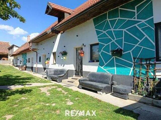 Immobilie in Ritzing - Haus mit Innenhof & Nebengebäuden - ideal für Familien, Tierhaltung oder Wohnen & Arbeiten - Bild 0