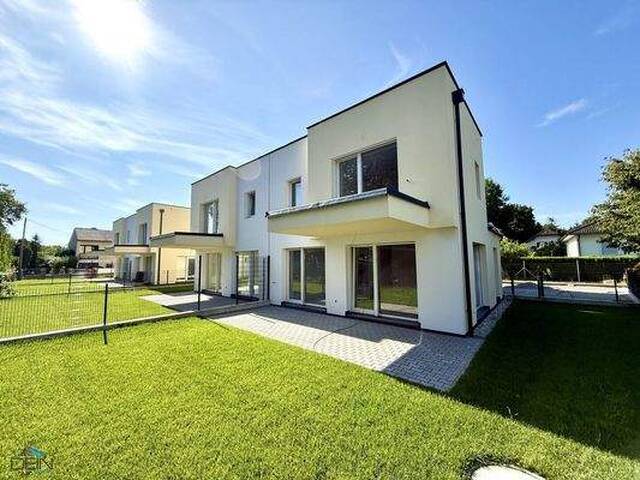 Immobilie in Markgrafneusiedl - PREISREDUKTION! TRAUMHAFTE 5 ZIMMER DOPPELHAUSHÄLFTEN MIT EIGENGÄRTEN IN MARKGRAFNEUSIEDL! - Bild 2