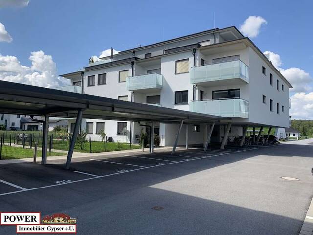 Immobilie in Mattighofen - Neuwertige 3-Zimmer Wohnung mit großen Balkon & Carport! - Bild 0