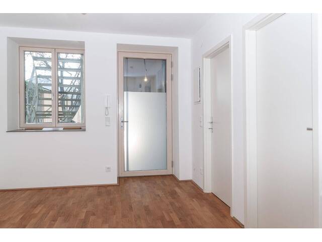 Immobilie in Weiden am See - Erdgeschoßwohnung Top 1 in kleinem Streckhof in Weiden am See - Bild 2