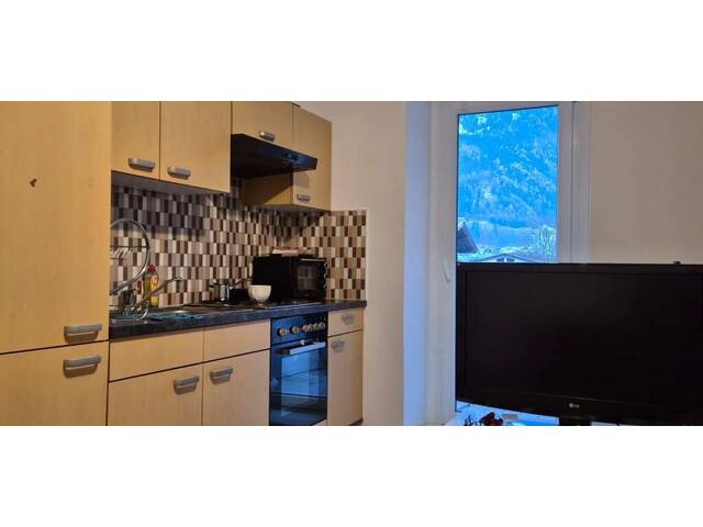 Immobilie in Jenbach - Praktische 2-Zimmer-Wohnung mit Südbalkon und Bergblick - gepflegt, gut geschnitten und vermietet - Bild 4