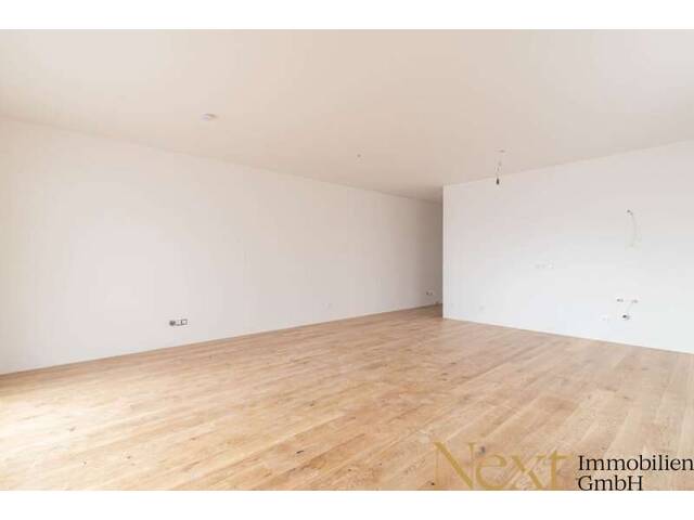 Immobilie in Seewalchen am Attersee - Tag der offenen Tür: 08. Mai! Sonnige 4-Zimmer-Wohnung mit gemütlichem Balkon in Seenähe in Seewalchen am Attersee! - Bild 4