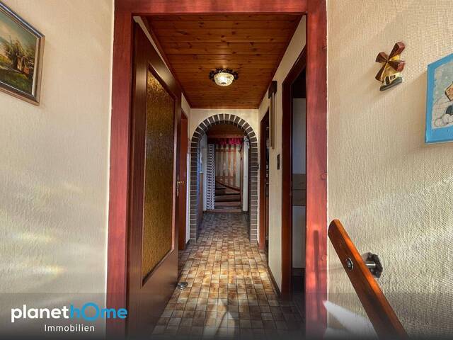 Immobilie in Walpersbach - Geräumiges Haus mit gestaltbarem Garten sucht neue Besitzer! - Bild 1