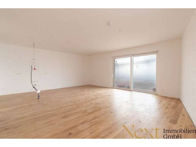 Immobilie in Seewalchen am Attersee - OPEN HOUSE am 08. Mai: Herrliche 4-Zimmer-Wohnung samt großzügigem Balkon mit Seeblick in Gehnähe zum Attersee! - Bild 4