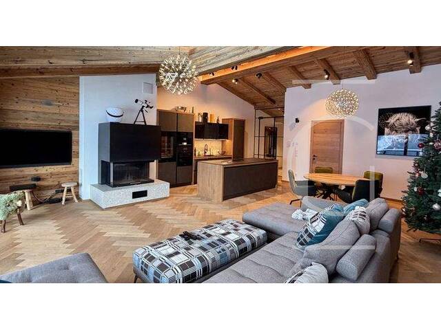 Immobilie in Hollersbach im Pinzgau - Luxuriöses Penthouse mit Zweitwohnsitzwidmung und touristischer Vermietung am Sonnberg von Hollersbach! - Bild 0