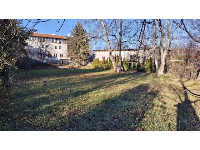 Immobilie in Ternitz - DB IMMOBILIEN | Wohnhaus mit zwei Wohneinheiten, einem Café und zusätzlichem Bauland in Ternitz zu verkaufen! - Bild 0