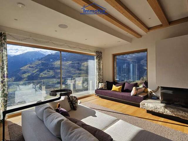Immobilie in Hainzenberg - Repräsentatives Traumhaus im Zillertal. Top Qualität, unverbaubare Aussicht, Pool. - Bild 1