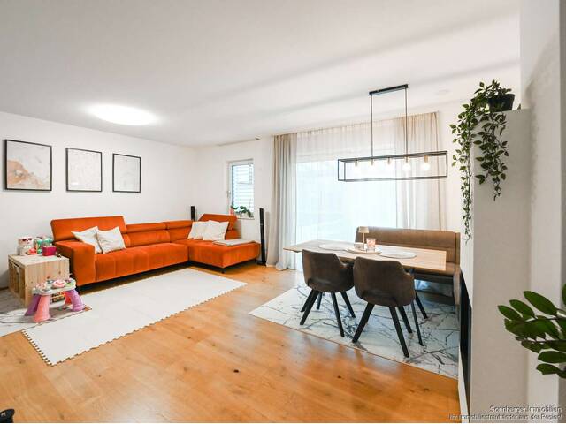 Immobilie in Marchtrenk - SONNENPLATZ - Reihenhaus mit Stil & Effizienz in Marchtrenk - Bild 1