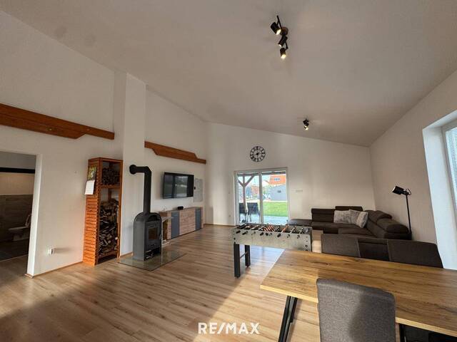 Immobilie in Großkrut - Modernes Traumhaus in ruhiger Lage - Bild 2