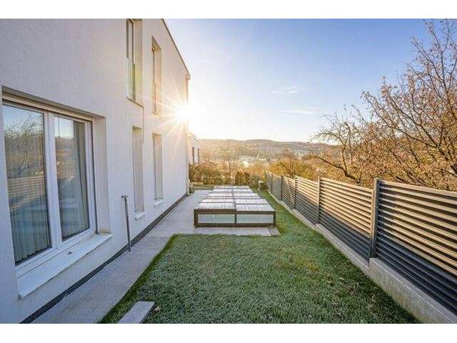 Immobilie in Gablitz - Neuwertiges Niedrigenergiehaus mit maximaler Flexibilität - Pool, Sauna und Dachterrasse inklusive! - Bild 3