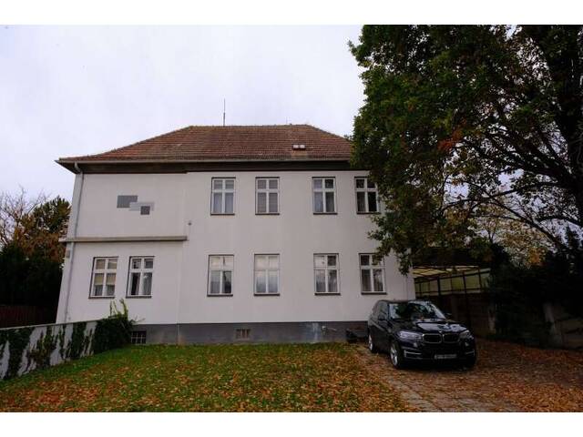 Immobilie in Hausleiten - Ihr Traumhaus in Hausleiten: 285 m², 2 Terrassen, 3 Garagen – gestalten Sie es nach Ihrem Stil! - Bild 1