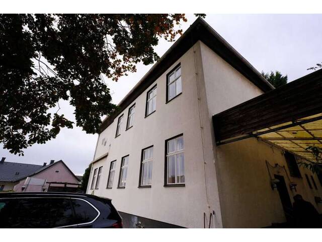 Immobilie in Hausleiten - Ihr Traumhaus in Hausleiten: 285 m², 2 Terrassen, 3 Garagen – gestalten Sie es nach Ihrem Stil! - Bild 3