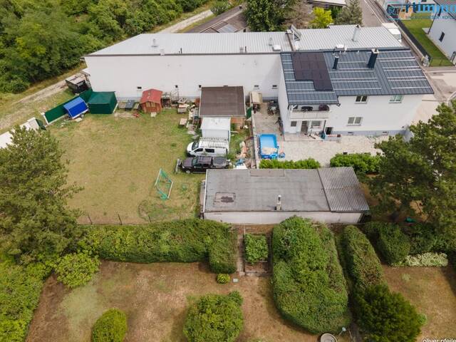 Immobilie in Wiener Neustadt - SOFORT-RENDITE UND GROßES BAUGRUNDSTÜCK - NEUWERTIGE IMMOBILIE IN BESTLAGE - Bild 2