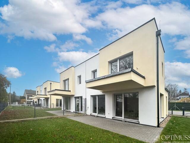 Immobilie in Markgrafneusiedl - Super-Weihnachtsangebot!!! Ihr Wohlfühl-Zuhause: Lichtdurchflutete 5-Zimmer-Doppelhaushälfte mit Garten und zwei Parkplätze! - Bild 0