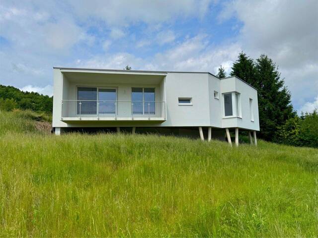Immobilie in Bocksdorf - B O C K S D O R F - Sonniger Bungalow mit Panoramablick und Erstbezug! - Bild 0