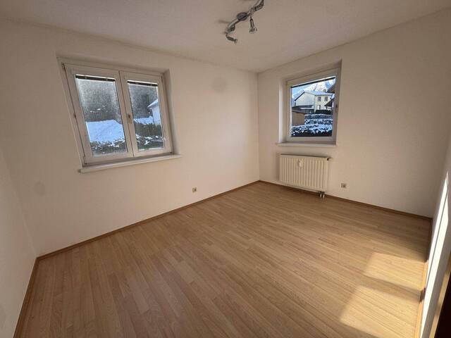 Immobilie in Hohentauern - Zweitwohnsitzfähige 4 Zimmer Eigentumswohnung mit südseitigem Balkon und Garage - Bild 2