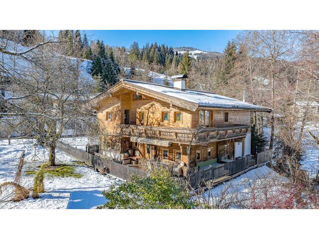 Immobilie in Jochberg - Tirolerhaus mit über 3.800 m² Grund in idyllischer Ruhelage - Bild 2