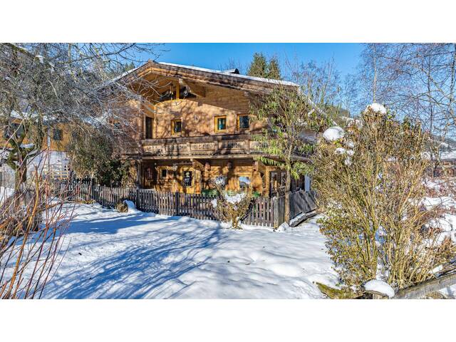 Immobilie in Jochberg - Tirolerhaus mit über 3.800 m² Grund in idyllischer Ruhelage - Bild 3