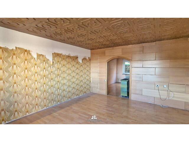 Immobilie in Gmunden - DEIN ZUHAUSE in Gmunden am Traunsee: Teilsaniertes Reihenhaus am Stadtrand, Zweitwohnsitz möglich - Bild 3