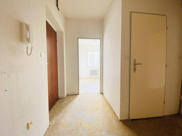 Immobilie in Krems an der Donau - PROVISIONSFREI VOM EIGENTÜMER! SONNIGE 3-ZIMMER-WOHNUNG MIT FERNBLICK! - Bild 3