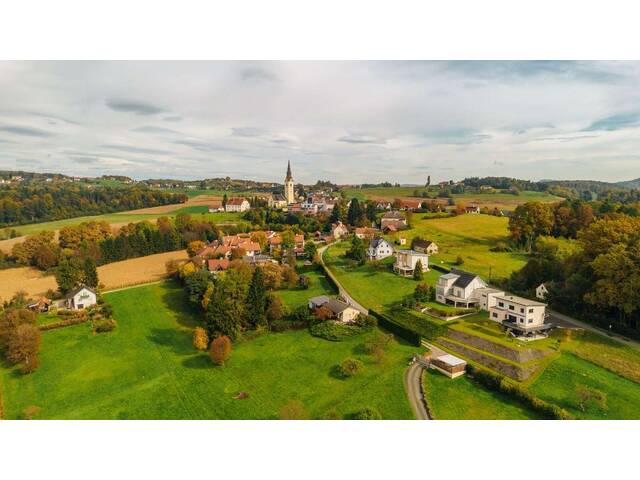 Immobilie in Hengsberg - Baugrund mit altem Gebäude und Bauerwartungsland mit Weganteil im Zentrum von Hengsberg - Bild 0