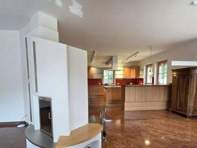 Immobilie in Käferheim - Exklusive Villa mit Pool und traumhaften Blick auf den Untersberg! - Bild 3