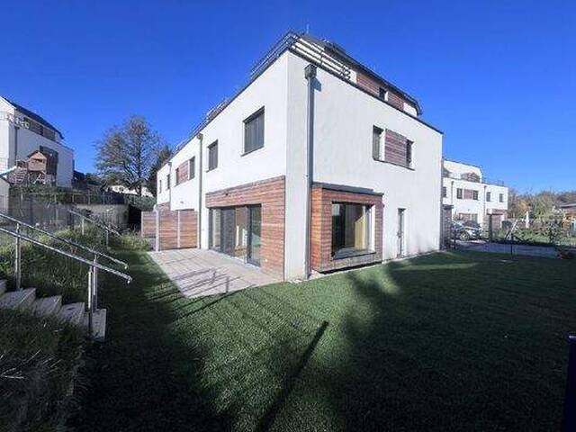 Immobilie in Mauerbach - Wunderschönes EckReihenhaus bei Wien | großer Eigengarten | inkl. 2 Stellplätze - Bild 0