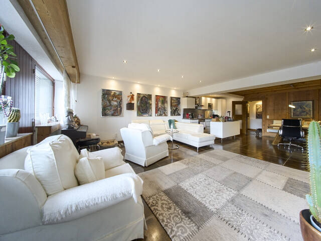 Immobilie in Seefeld in Tirol - Exklusive Wohnung über dem Dorfplatz Seefeld mit Südbalkon & Tiefgarage - Bild 0