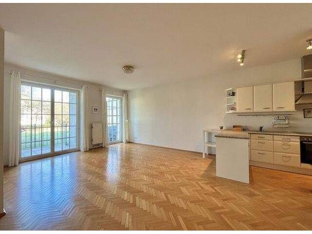 Immobilie in Oberwaltersdorf - FONTANA | privaten Badesee | Villenviertel | Golfen, Tennis, Fine Dining u.v.m. I inkl. Garagenplatz - Bild 2