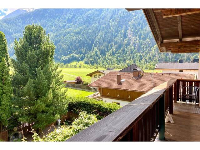 Immobilie in Umhausen - Sonnige 4-Zimmer-Dachgeschoßwohnung mit tollen Ausblick und 2 Stellplätzen - Bild 4