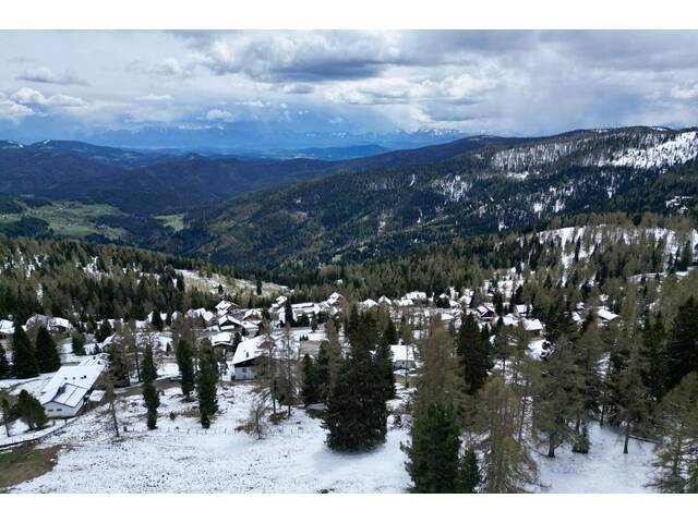 Immobilie in Sirnitz - Kärnten: Hochrindl-Nähe Turracher Höhe: Schneesicherheit auf über 1600 Meter! Zweitwohnsitz! Erstbezug! Honorarfrei für Käufer: innen! - Bild 3