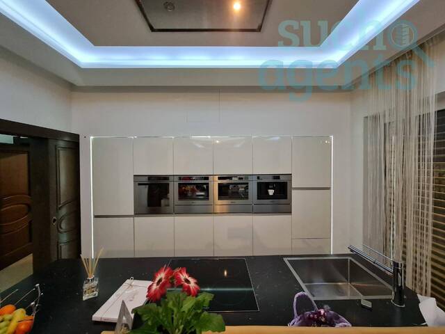 Immobilie in Asten - Neuer Preis! Stilvolle Villa im modernen Klassik-Look - Bild 3