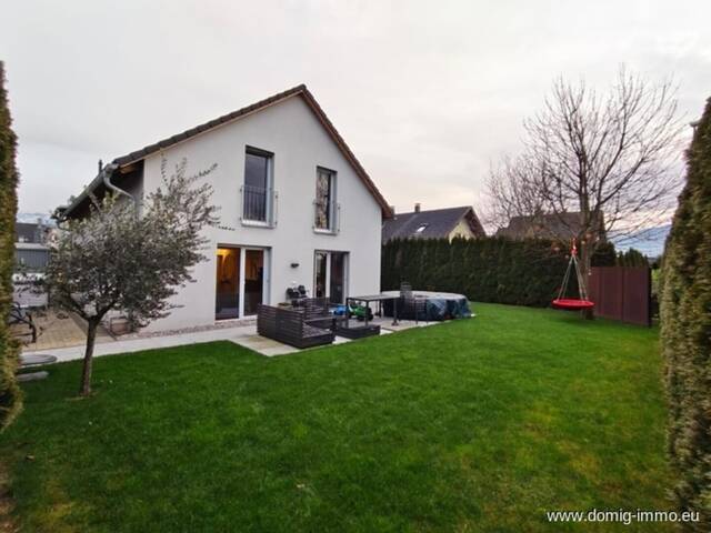 Immobilie in Rankweil - Stilvolles Haus optional mit Einliegerwohnung, Designausstattung & Traumgarten - Bild 1