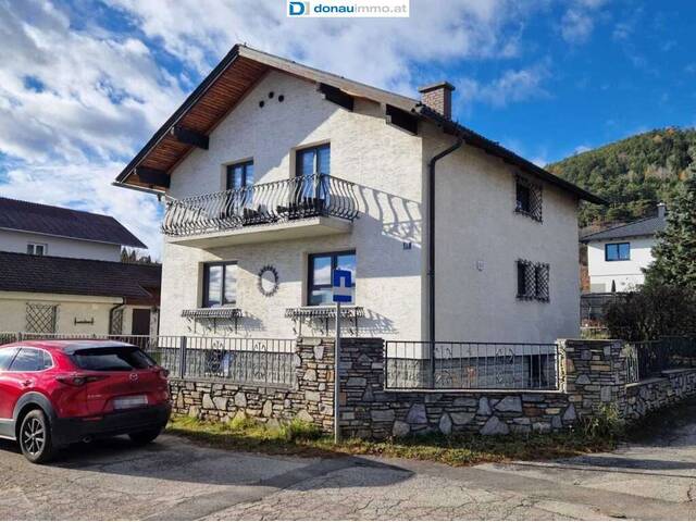 Immobilie in Ternitz - Gepflegtes Einfamilienhaus in außergewöhnlich schöner und sonniger Lage - Bild 0