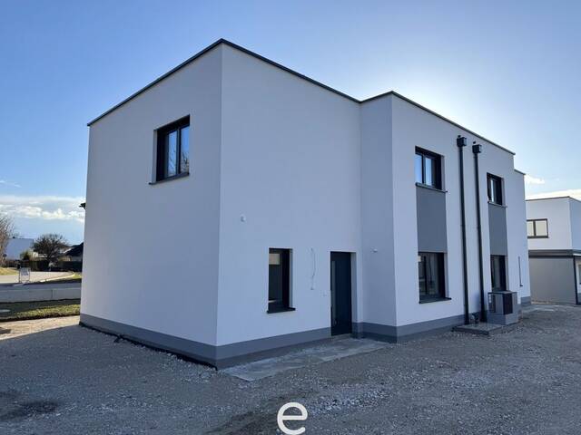 Immobilie in Laakirchen - Doppelhaushälfte TOP 9.1, belagsfertig In der Au in Laakirchen - sofort verfügbar! - Bild 1