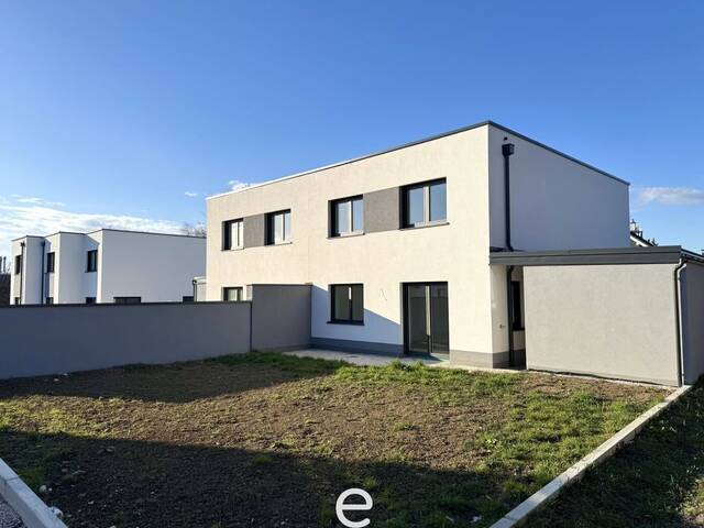 Immobilie in Laakirchen - Doppelhaushälfte TOP 11.1, belagsfertig In der Au in Laakirchen - sofort verfügbar! - Bild 1