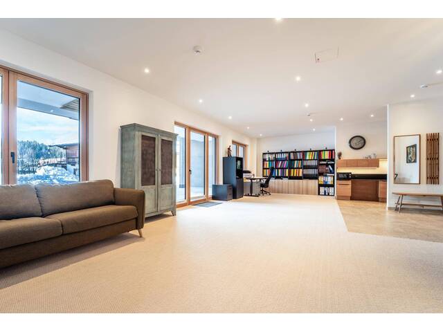 Immobilie in Oberndorf in Tirol - Rollstuhlgerechte, barrierefreie Wohn- & Gewerbeeinheit (06601) - Bild 1