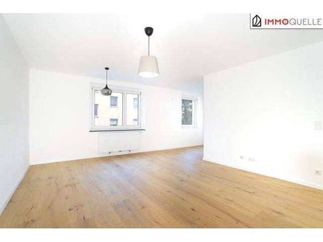 Immobilie in Korneuburg - Wo Alltag zur Auszeit wird - Frisch sanierte 3-Zimmer-Wohnung mit Loggia in grüner Ruhelage - Bild 2