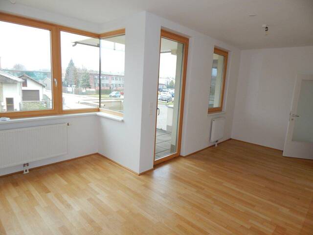 Immobilie in Hollabrunn - PROVISIONSFREI Helle und ruhige Terrassenwohnung mit Tiefgaragenplatz - Bild 0