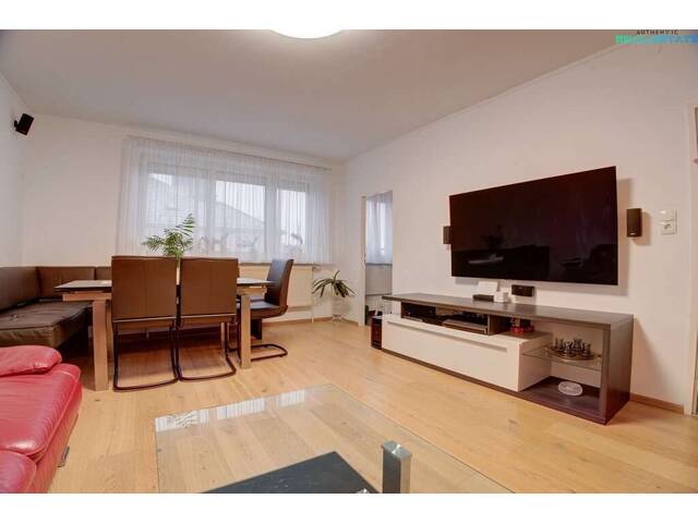 Immobilie in Korneuburg - Gepflegte 3-Zimmer-Wohnung in Top-Lage - umfassend saniert & sofort bezugsbereit - Bild 2