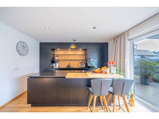 Immobilie in Schörfling - Seltene Gelegenheit - neuwertige, in kleinem Baukörper befindliche Gartenwohnung in Schörfling am Attersee - Bild 4