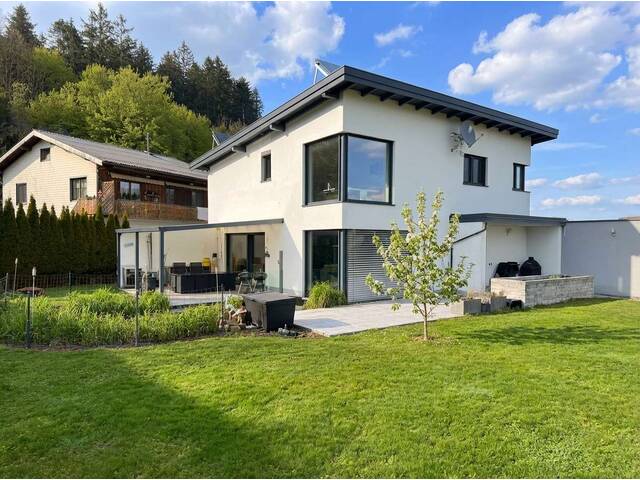 Immobilie in Höcken - Modernes Einfamilienhaus mit großem Garten, Sauna und Doppelgarage in ruhiger Lage  - Bild 0