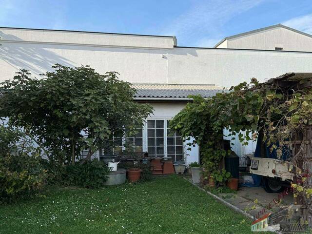 Immobilie in Eisenstadt - Sehr gut gelegenes Einfamilienhaus in Eisenstadt mit Gartenteich, Pavillon, Laube und Garage sowie Werkstatt - Grundstücksfläche fast 1.000 m² - Bild 3