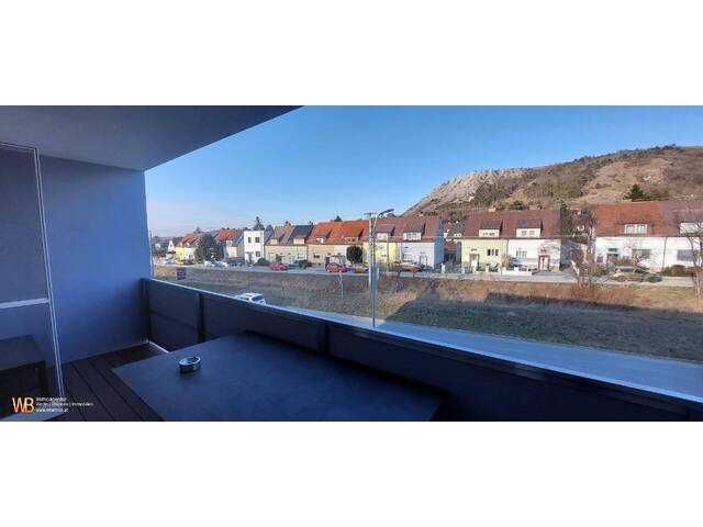 Immobilie in Hainburg an der Donau - Provisionsfrei !! NEUBAU ~60m² + 13m2 Loggia + Garage + Blick auf den Braunsberg - Bild 1