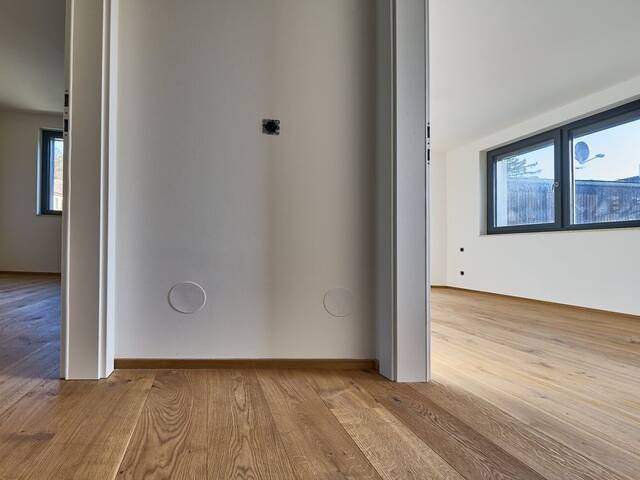 Immobilie in Klosterneuburg - NEU! • Ziegelmassiv • Garten + Terrasse • Keller • PKW inkl. - Bild 2