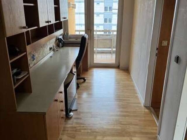 Immobilie in Grieskirchen - RESERVIERT - Gemütliche - zum Teil sanierte 3-Zimmer Wohnung mit Loggia und Parkplatz in Grieskirchen - Bild 4