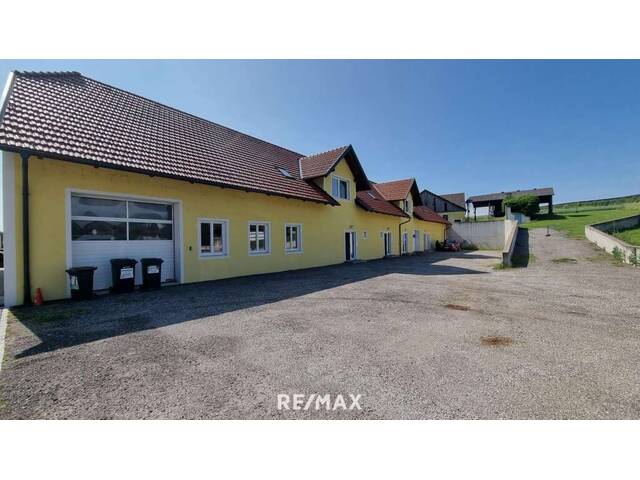 Immobilie in Sasendorf - Großzügige Liegenschaft vereint Wohnen, Arbeiten und Entwickeln - Bild 1