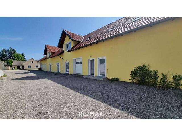 Immobilie in Sasendorf - Großzügige Liegenschaft vereint Wohnen, Arbeiten und Entwickeln - Bild 2