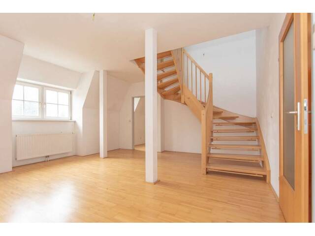 Immobilie in Gresten - Ihr neues Zuhause in Gresten - Sonnige 3-Zimmer-Maisonette-Wohnung mit Galeriecharakter - Bild 0